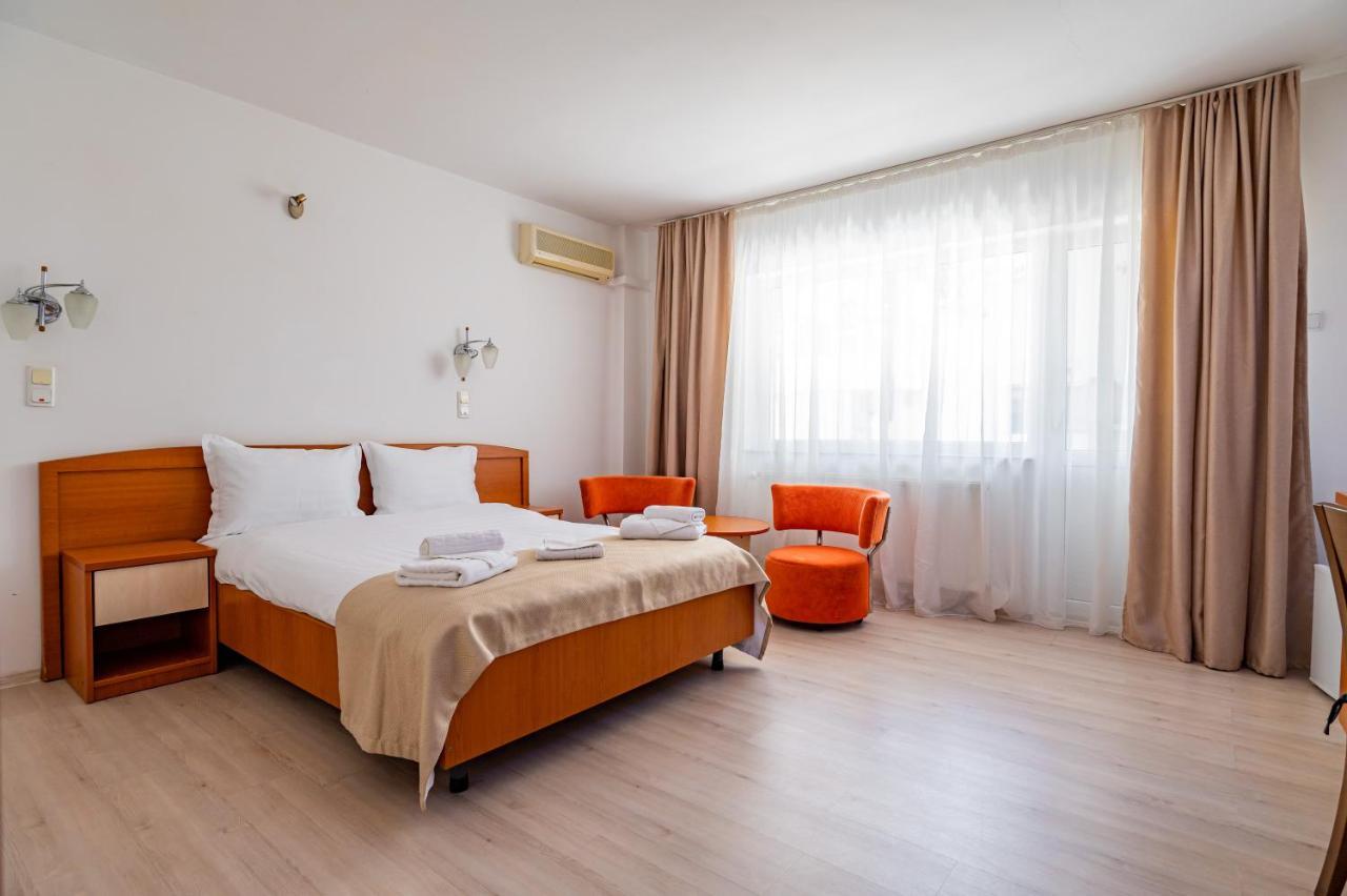 Hotel Complex Paloma Coral Mamaia Exterior foto